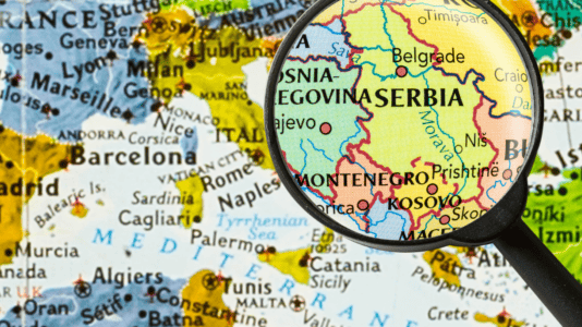 Serbia at a Strategic Crossroads: Navigating Political, Economic, and Geopolitical Landscapes